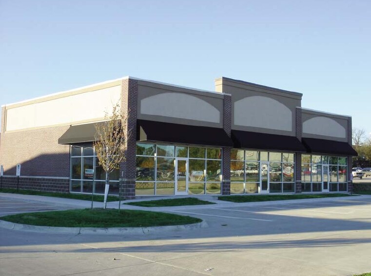 6058 SE 14th St, Des Moines, IA à louer - Photo principale – Image 1 sur 1