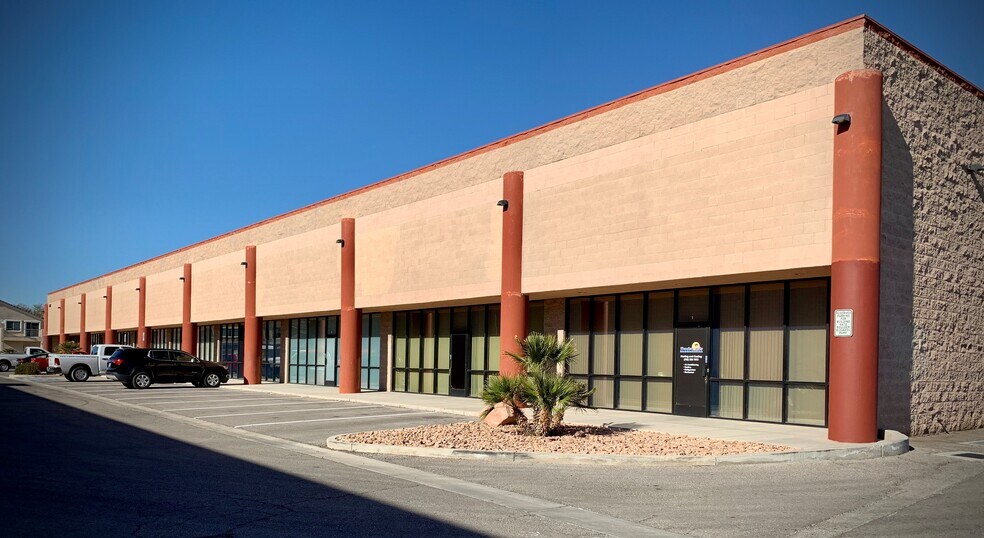6672 Boulder Hwy, Las Vegas, NV à louer - Photo de l’immeuble – Image 3 sur 4