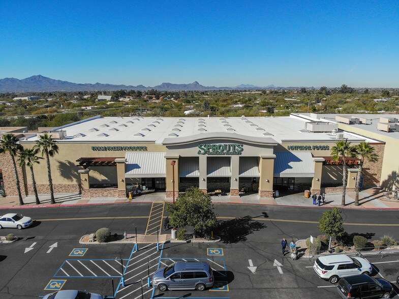 7621-7755 N Oracle Rd, Oro Valley, AZ à louer - Photo de l’immeuble – Image 3 sur 10