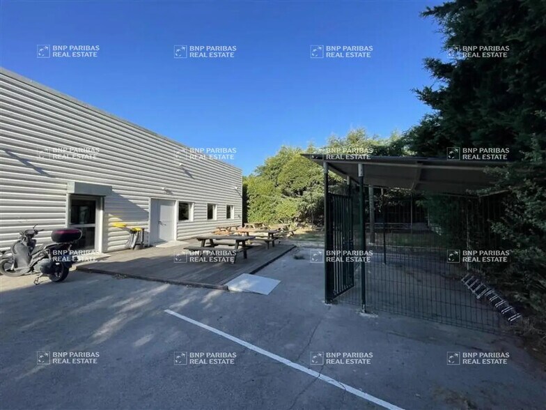 Bureau dans Montpellier à louer - Photo de l’immeuble – Image 3 sur 18