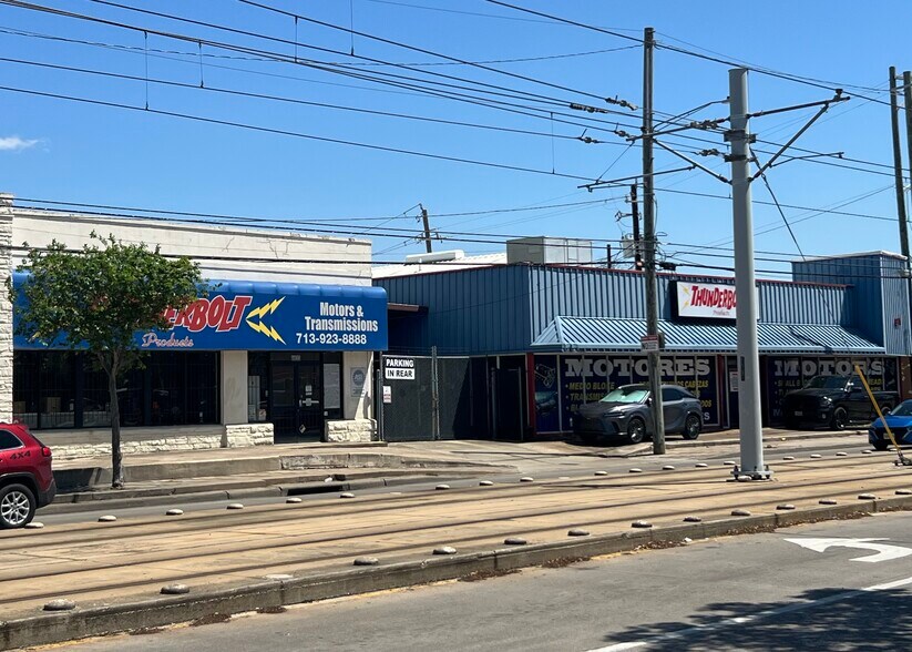 6835 Harrisburg Blvd, Houston, TX à vendre - Photo principale – Image 1 sur 3