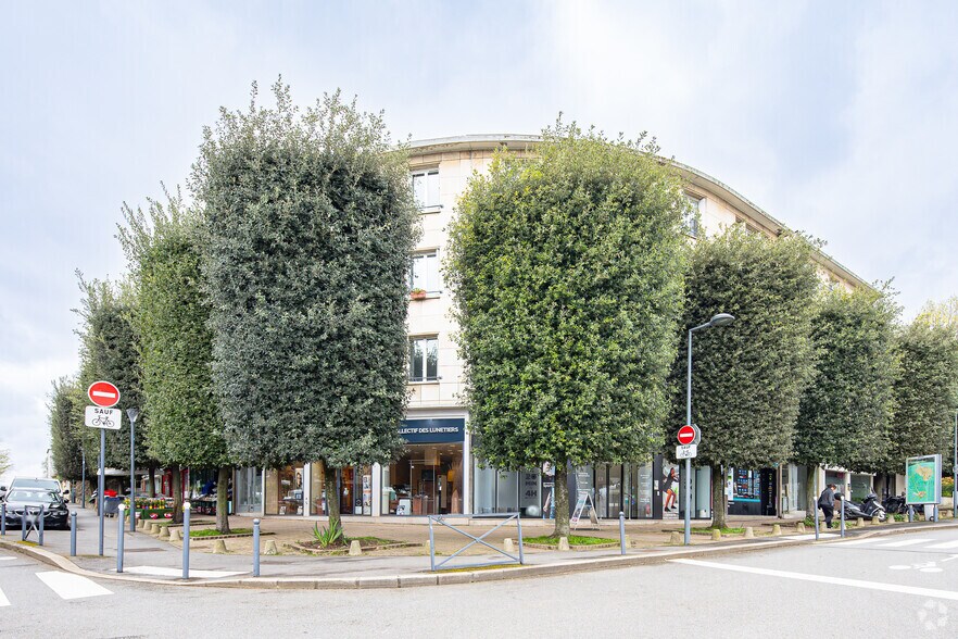 Immeuble residentiel dans Meudon à vendre - Photo principale – Image 1 sur 2