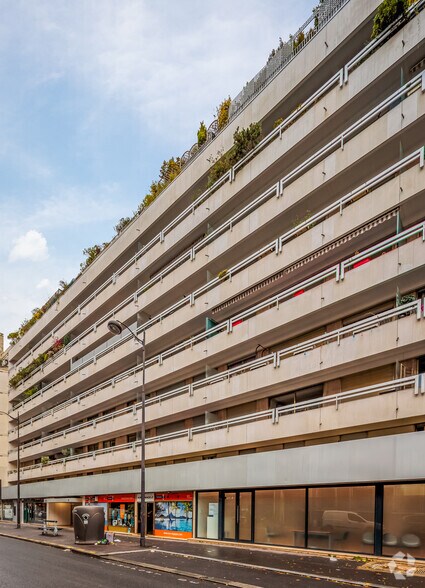 39-47 Rue Du Docteur Blanche, Paris à vendre - Photo de l’immeuble – Image 2 sur 3
