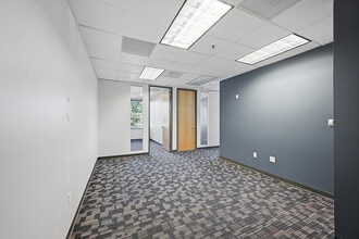 630 Plaza Dr, Highlands Ranch, CO à louer Photo intérieure– Image 1 sur 12