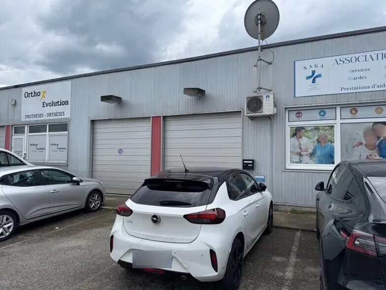 Industriel/Logistique dans Aubagne à louer - Photo de l’immeuble – Image 2 sur 5