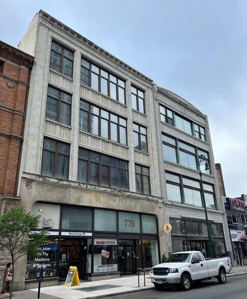 770 Chapel St, New Haven, CT à louer - Photo principale – Image 1 sur 9