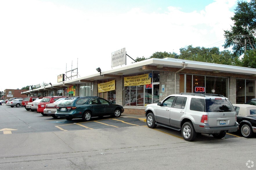 1001-1011 W Jefferson St, Joliet, IL à louer - Photo de l’immeuble – Image 1 sur 7