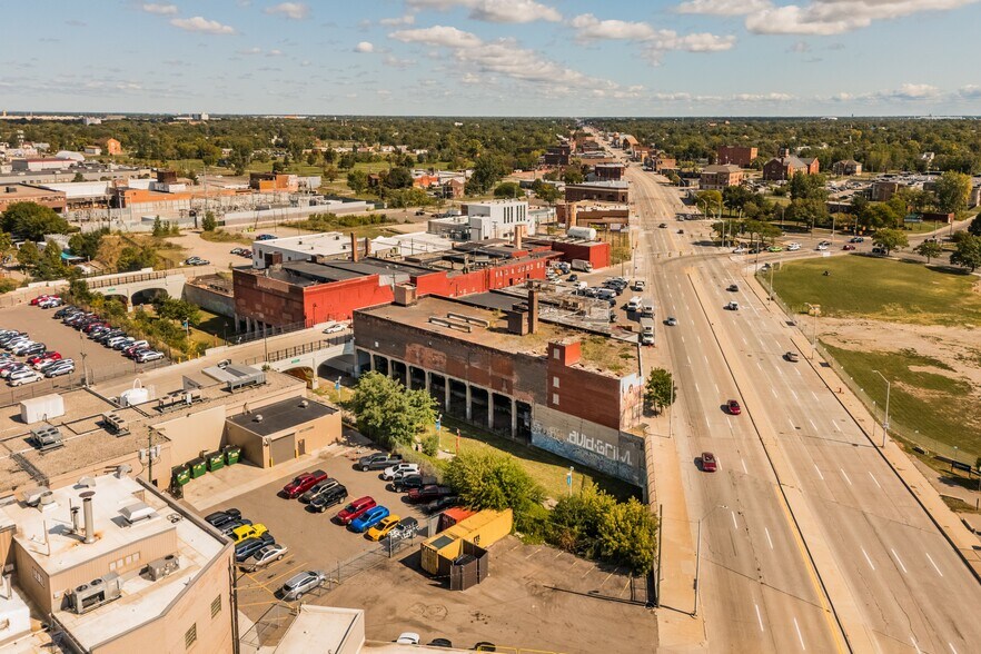 1911-1971 Gratiot Ave, Detroit, MI à vendre - Photo de l’immeuble – Image 3 sur 7