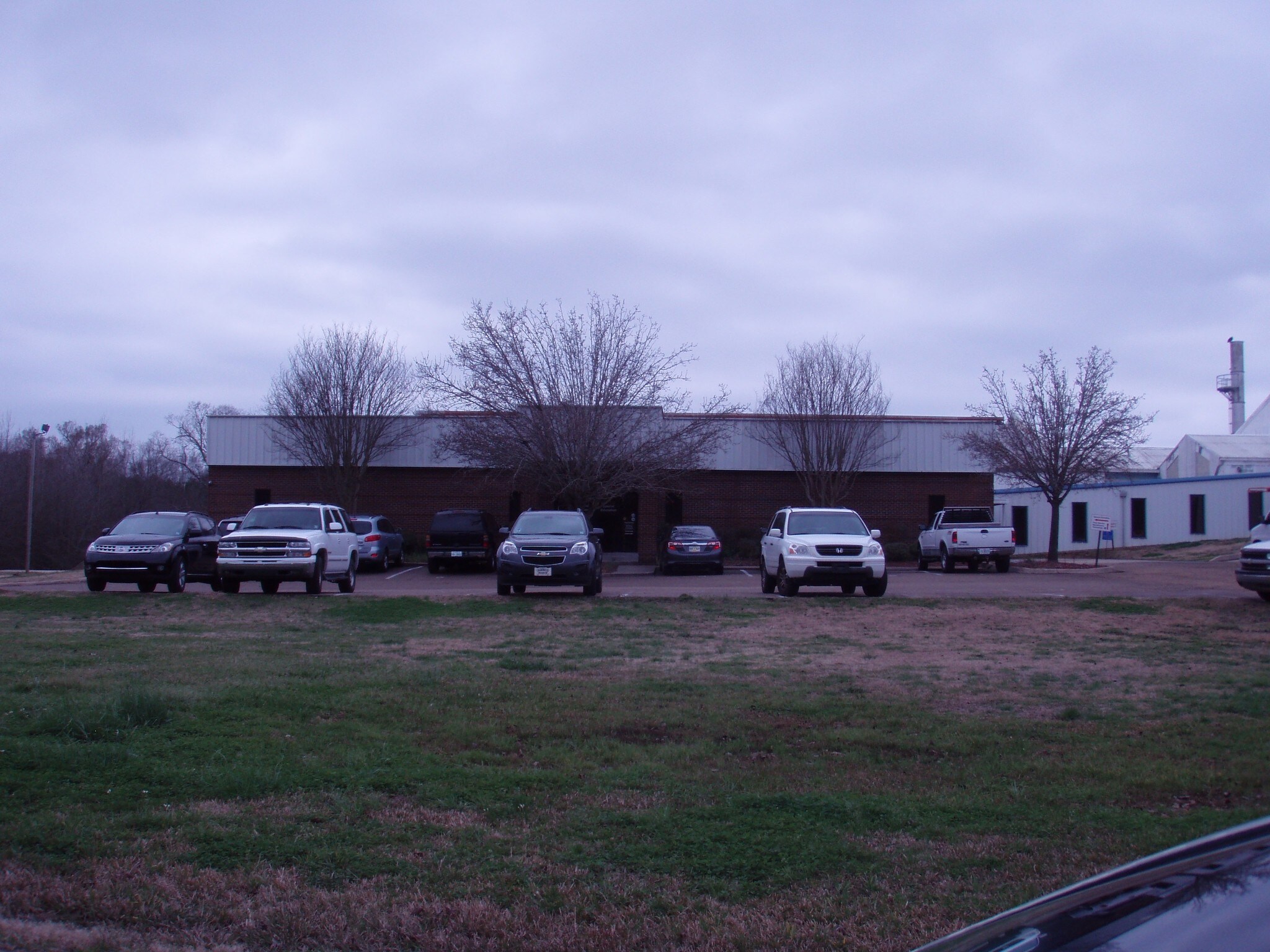 1021 Clinton Industrial Park Rd, Clinton, MS à louer Photo de l’immeuble– Image 1 sur 20