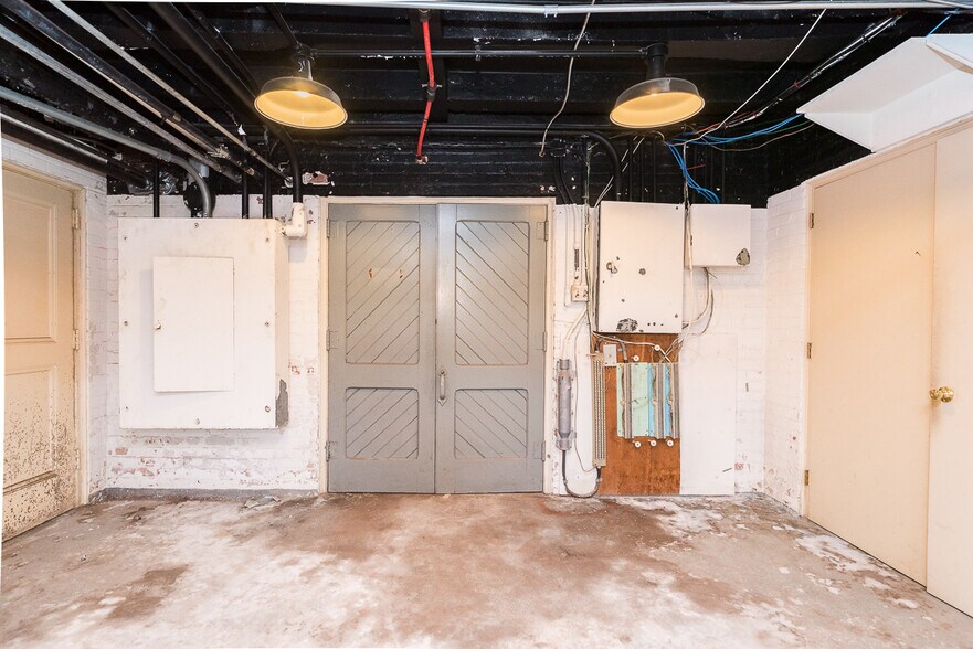 128 W Harden St, Graham, NC à vendre - Photo intérieure – Image 3 sur 29