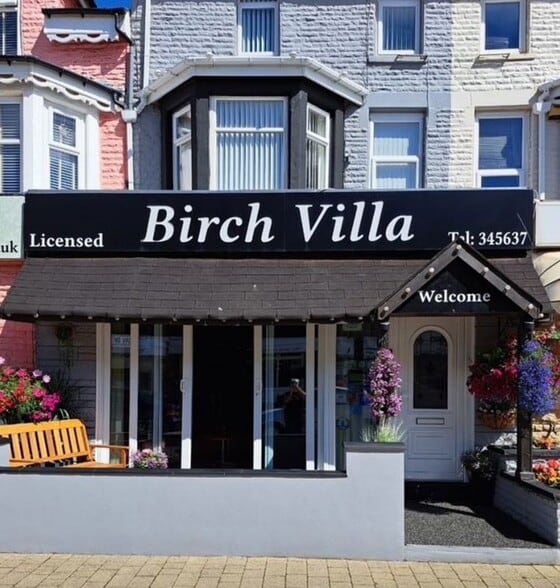 32 St. Chads Rd, Blackpool à vendre - Photo principale – Image 1 sur 11