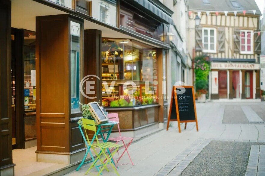 Local commercial dans Mérignac à louer - Photo de l’immeuble – Image 1 sur 1