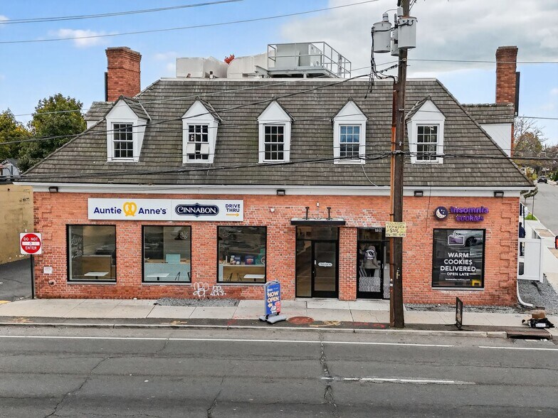 730 Fulton Ave, Hempstead, NY à vendre - Photo de l’immeuble – Image 2 sur 16