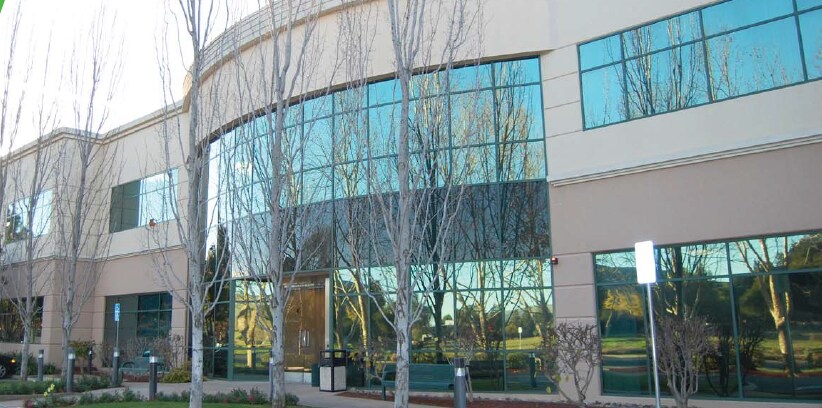 6399 San Ignacio Ave, San Jose, CA à louer - Photo de l’immeuble – Image 1 sur 13