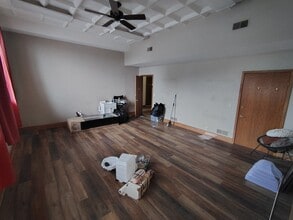 136 W Grand Ave, Beloit, WI à louer Photo intérieure– Image 2 sur 3