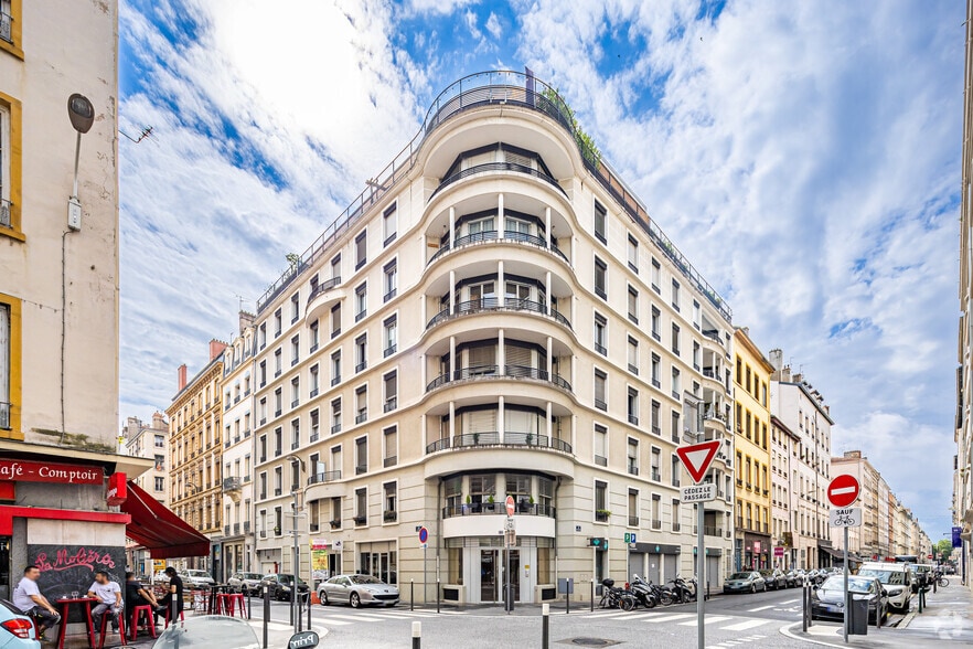 Local commercial dans Lyon à louer - Photo principale – Image 1 sur 5