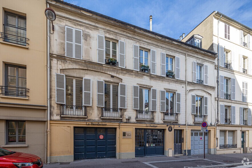 Local commercial dans Versailles à louer - Photo de l’immeuble – Image 2 sur 2