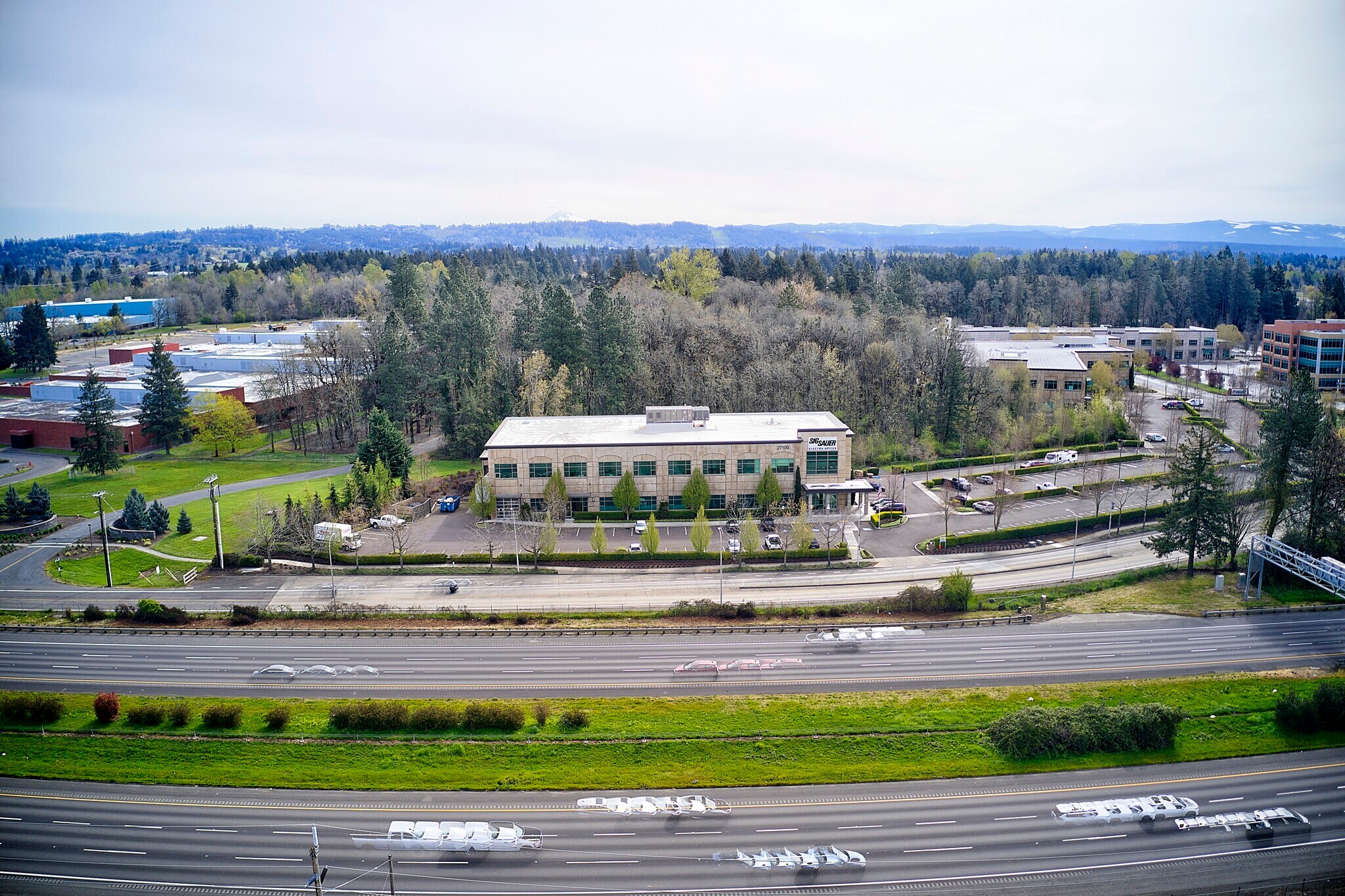 27100 SW Parkway Ave, Wilsonville, OR à louer Aérien– Image 1 sur 5