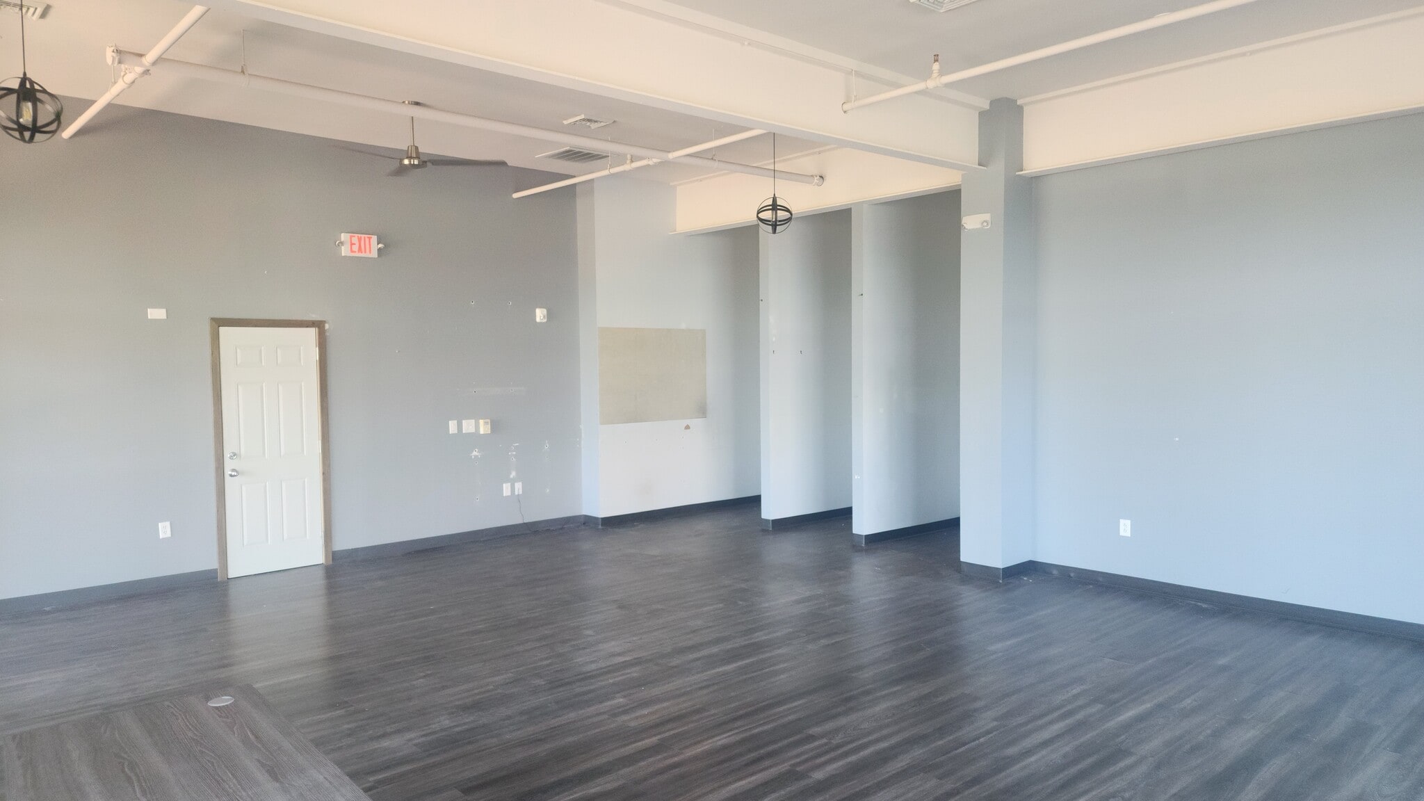 1609 landmark Dr, Cottage Grove, WI à louer Photo intérieure– Image 1 sur 2