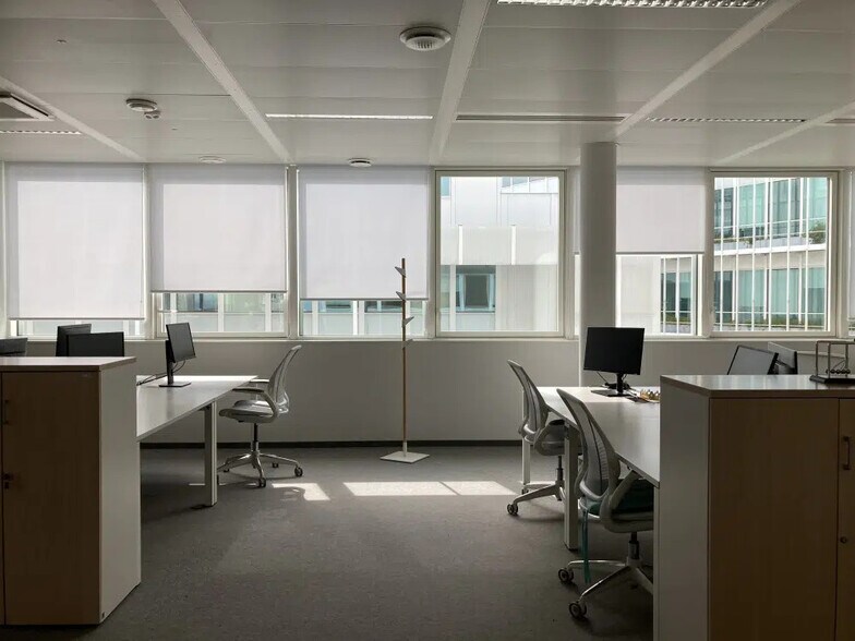 43 Rue Du Charolais, Paris à louer - Photo de l’immeuble – Image 2 sur 10