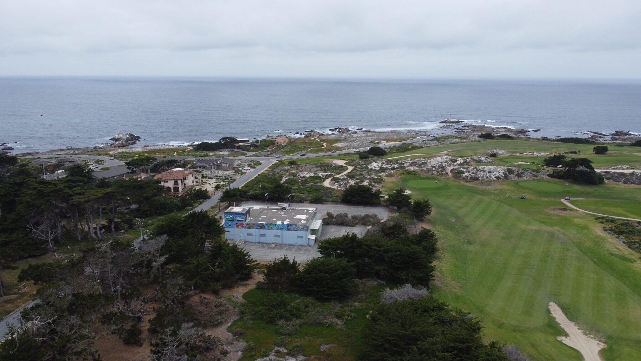 1352 Lighthouse Ave, Pacific Grove, CA à vendre Aérien– Image 1 sur 13