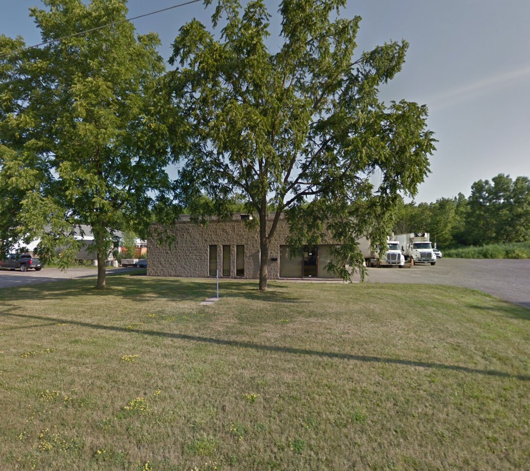5835 Progress St, Niagara Falls, ON à vendre Photo principale– Image 1 sur 2