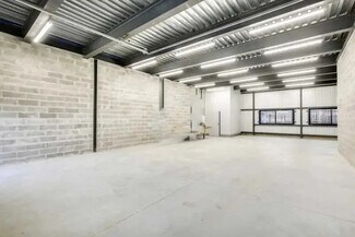 Plus de détails pour Industriel/Logistique à louer