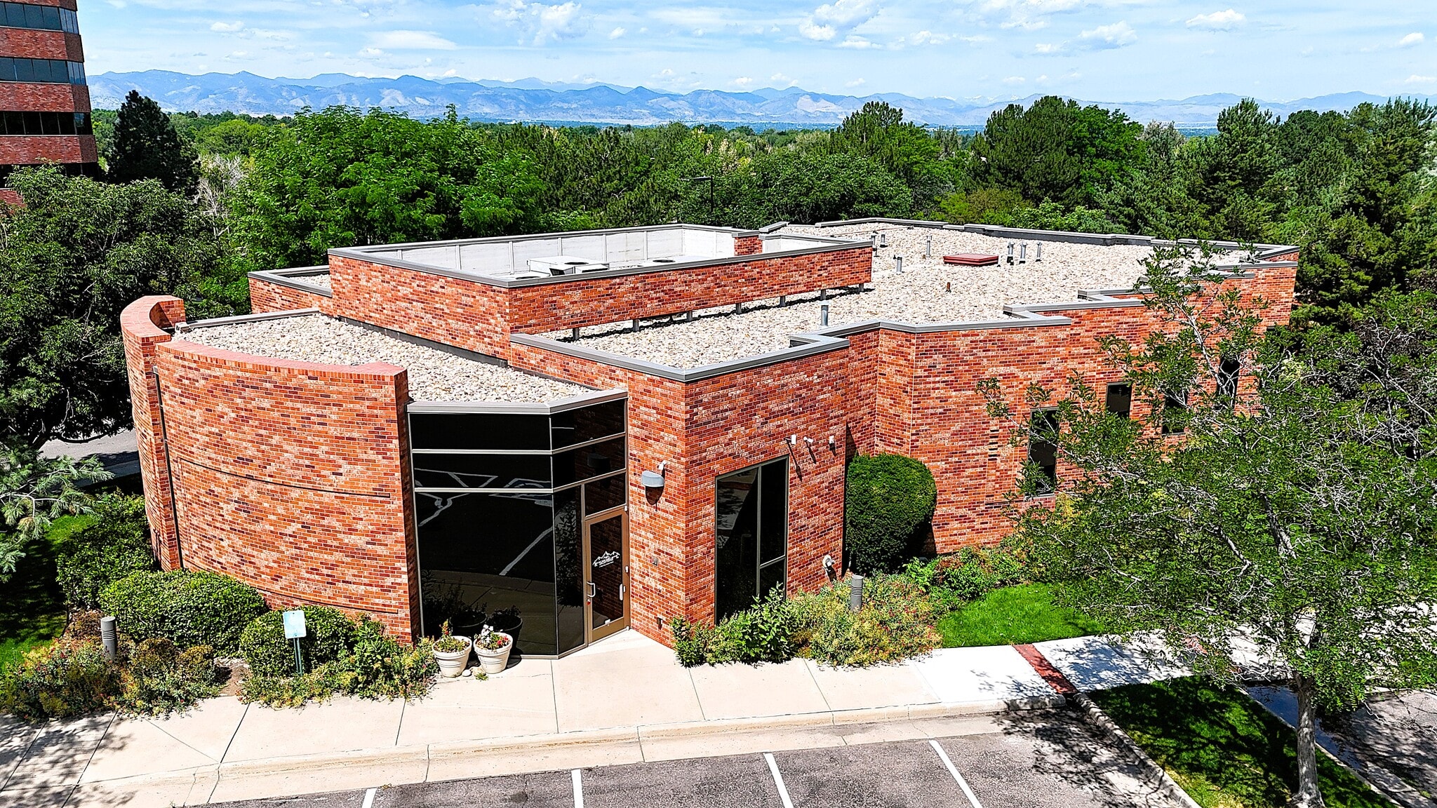 1 W Dry Creek Cir, Littleton, CO à louer Aérien– Image 1 sur 16