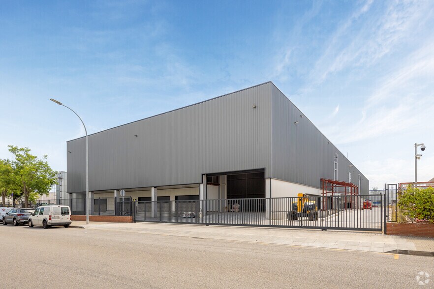 Industriel/Logistique dans El Prat de Llobregat, Barcelona à louer - Photo de l’immeuble – Image 3 sur 12