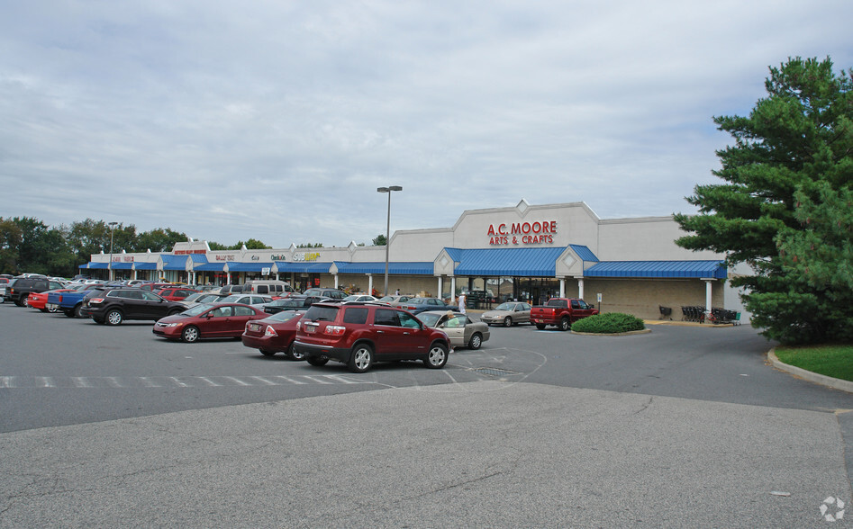 263-299 N Dupont Hwy, Dover, DE à louer - Photo de l’immeuble – Image 3 sur 6