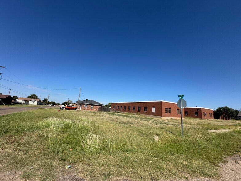 1110 Penn St, Borger, TX à vendre - Photo de l’immeuble – Image 2 sur 14