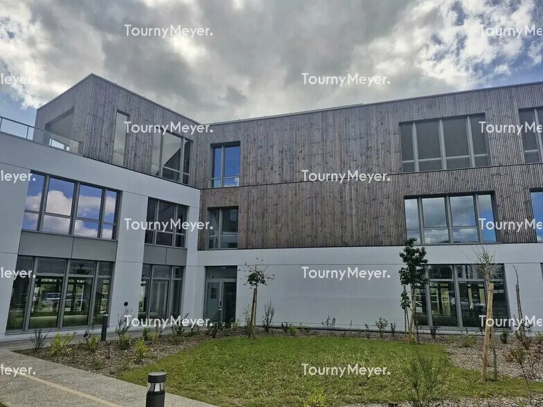 Bureau dans Pacé à louer - Photo de l’immeuble – Image 2 sur 5