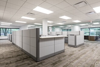 2333 Waukegan Rd, Bannockburn, IL à louer Photo intérieure– Image 1 sur 4