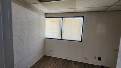 4555-4557 E 3rd St, Los Angeles, CA à louer Photo intérieure– Image 2 sur 5