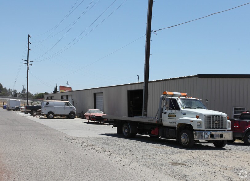 13321 Hanford Armona Rd, Hanford, CA à vendre - Photo de l’immeuble – Image 3 sur 3