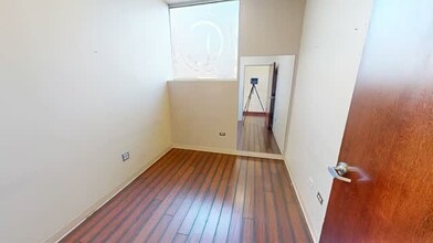 1321 Tower Rd, Schaumburg, IL à louer - Vidéo sur l’annonce professionnelle 