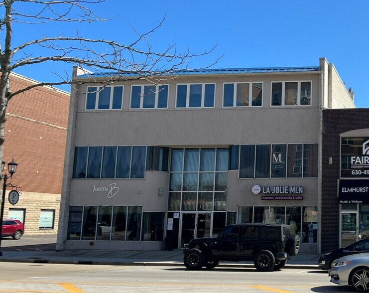 263 N York Rd, Elmhurst, IL à louer - Photo principale – Image 1 sur 8