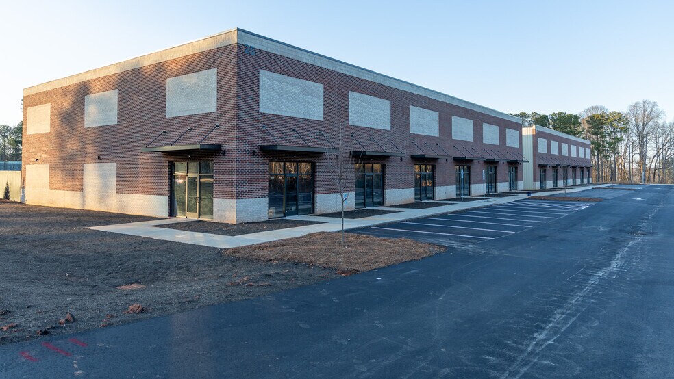 25 Cascade ct, Youngsville, NC à louer - Photo de l’immeuble – Image 2 sur 15
