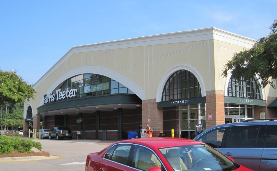 2010-2084 Kildaire Farm Rd, Cary, NC à louer - Photo de l’immeuble – Image 3 sur 16