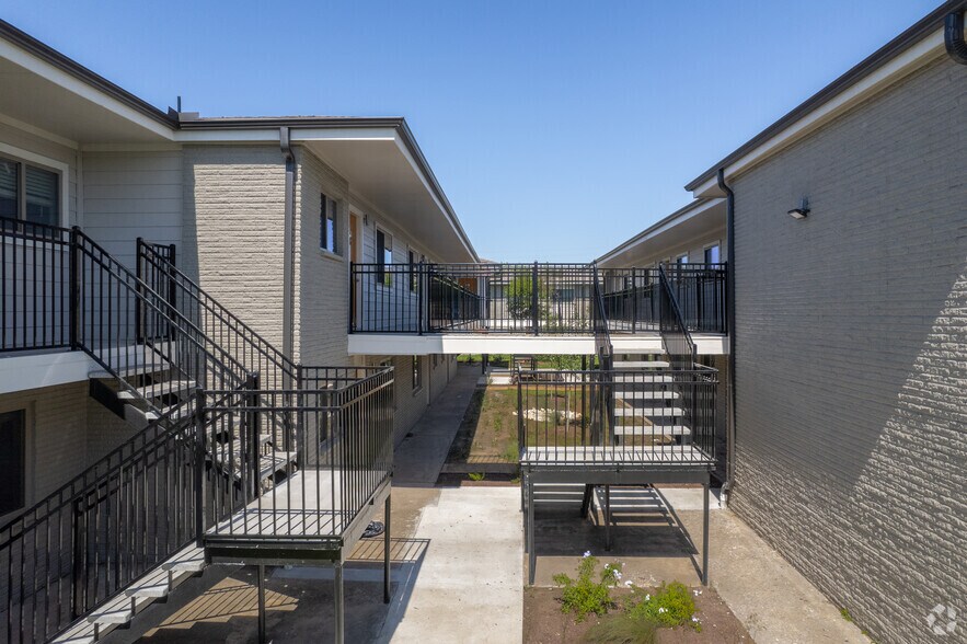1600 Avenue M, South Houston, TX à vendre - Photo de l’immeuble – Image 3 sur 20