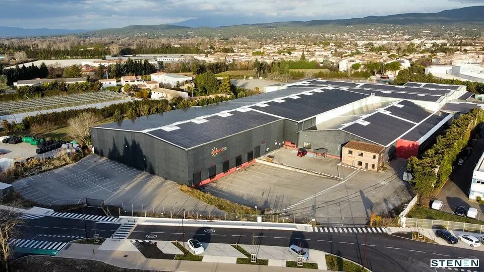 Local d'activités dans L'Isle-sur-la-Sorgue à vendre Photo principale– Image 1 sur 8