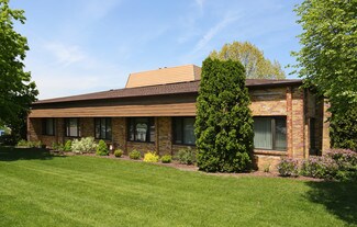 Plus de détails pour 632 N 1st Bank Dr, Palatine, IL - Bureau à louer