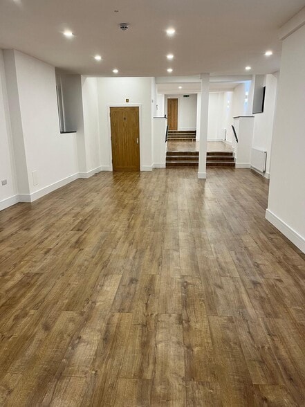 68A Bridge St, Worksop à louer - Photo de l’immeuble – Image 2 sur 5