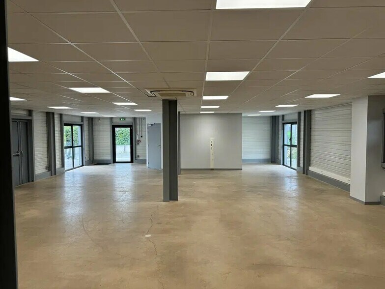 Bureau dans Bayonne à louer - Photo de l’immeuble – Image 3 sur 3