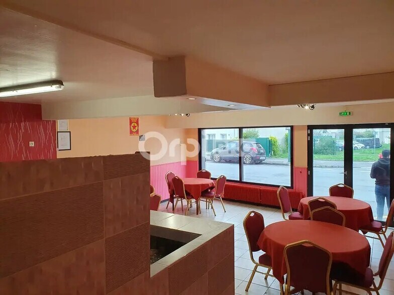 Local commercial dans Reims à vendre - Photo de l’immeuble – Image 3 sur 7
