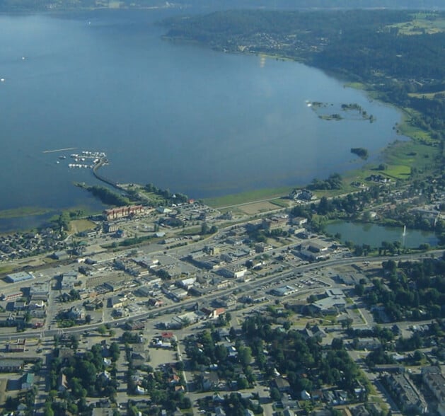 371 Trans-Canada Hwy, Salmon Arm, BC à vendre - Aérien – Image 2 sur 2
