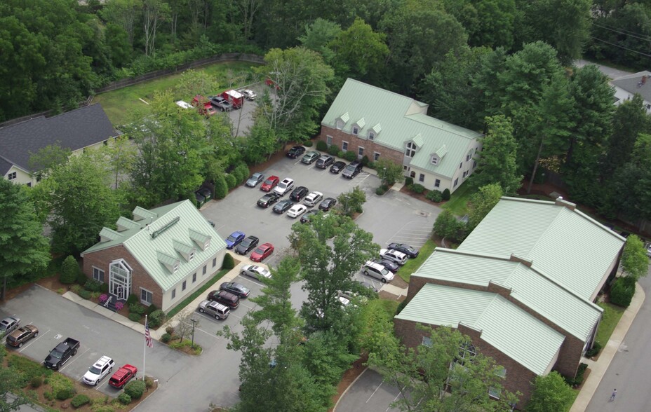 11 Red Roof Ln, Salem, NH à louer - Aérien – Image 2 sur 10