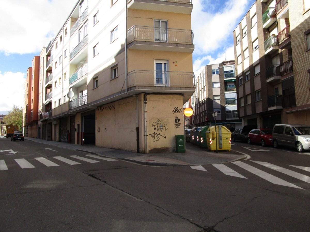 Local commercial dans Salamanca, Salamanca à vendre Photo de l’immeuble– Image 1 sur 10