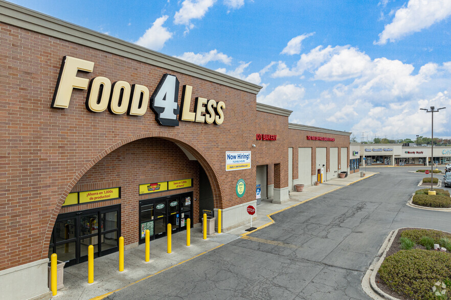 1701 N Larkin Ave, Joliet, IL à louer - Photo de l’immeuble – Image 3 sur 4