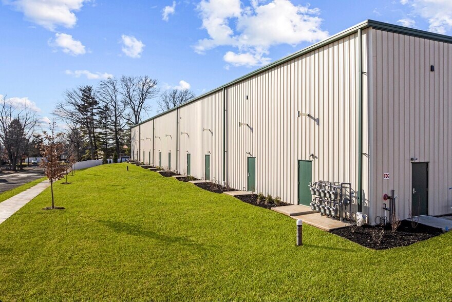 2209 Clement Ave, Pennsauken, NJ à louer - Photo de l’immeuble – Image 3 sur 10